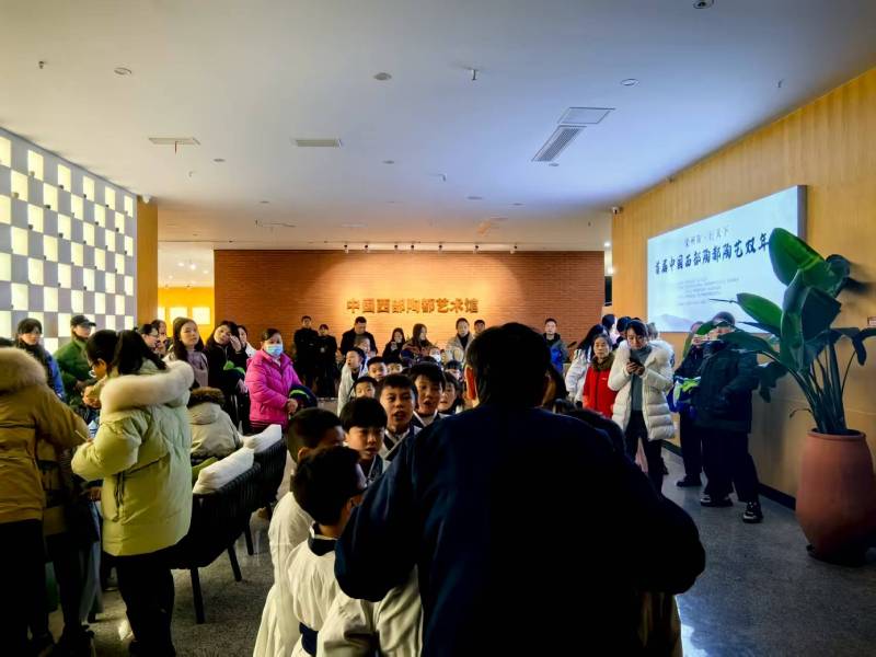 伊犁培训讲座公司如何赋能文旅产业：定制化培训助力产业人才升级